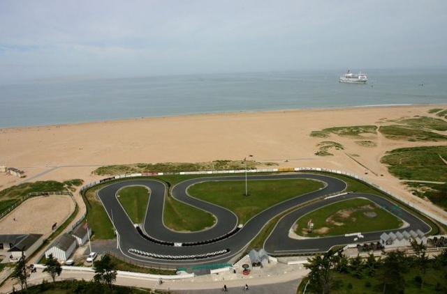  Pista de karting en la playa
